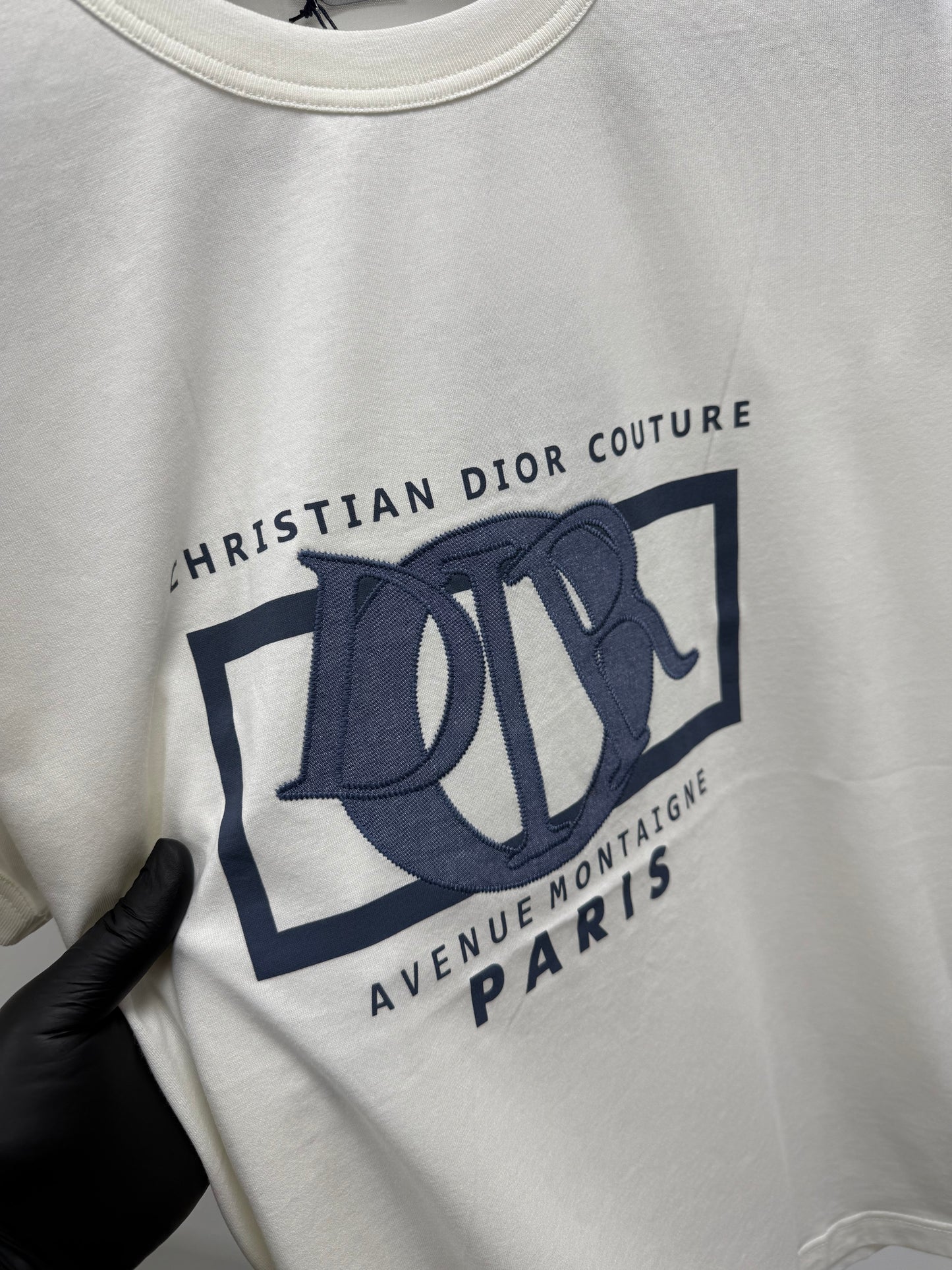 DIOR